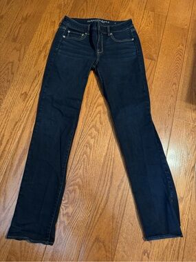 American Eagle Outfitters Women's Straight Stretch Jeans
